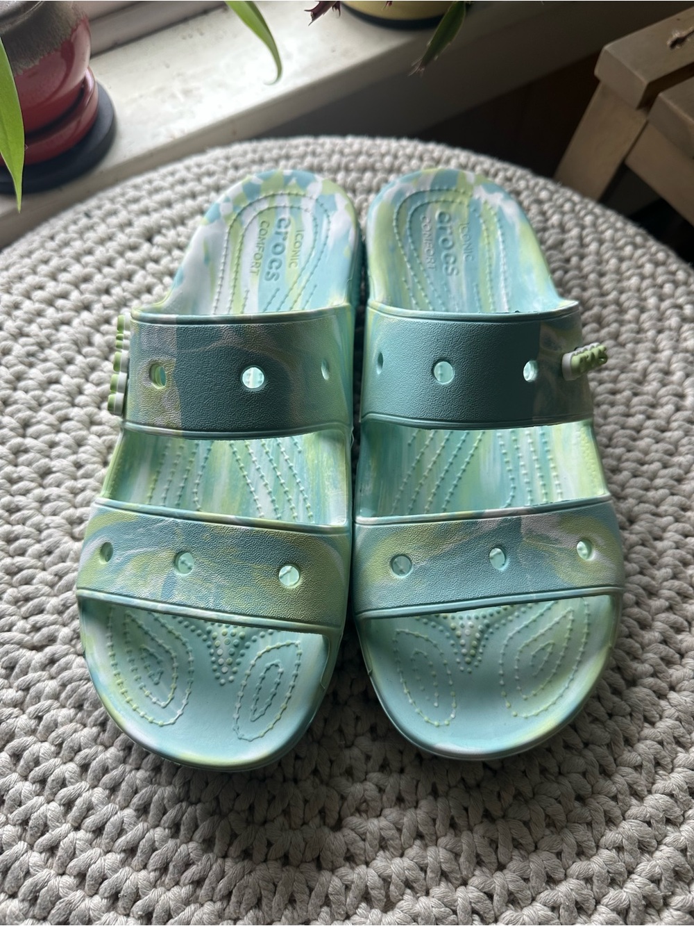 Crocs Classic Slide Sandals - Picture 2 of 3